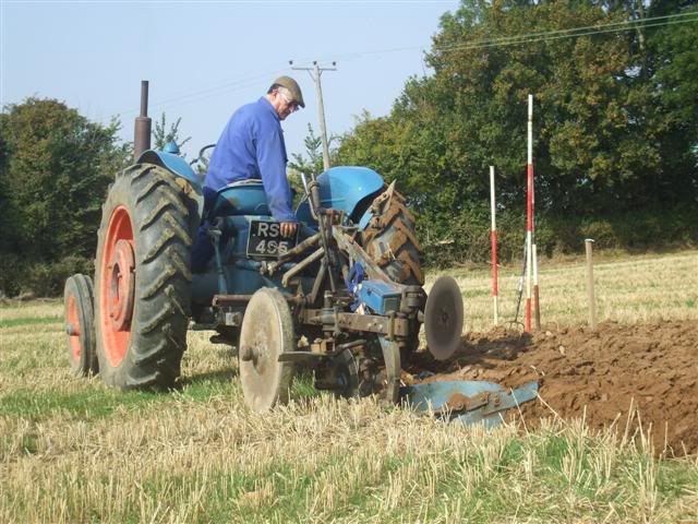 Rhodeploughingmatch199200910Small.jpg