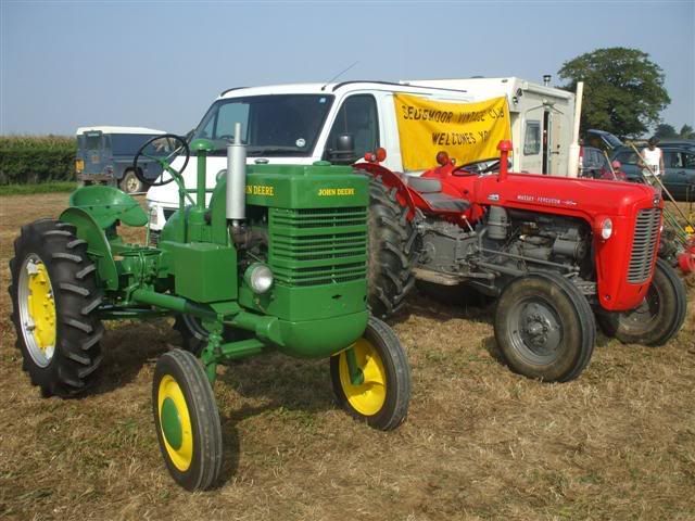 Rhodeploughingmatch199200923Small.jpg