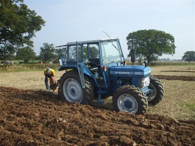 Rhodeploughingmatch199200926Small.jpg