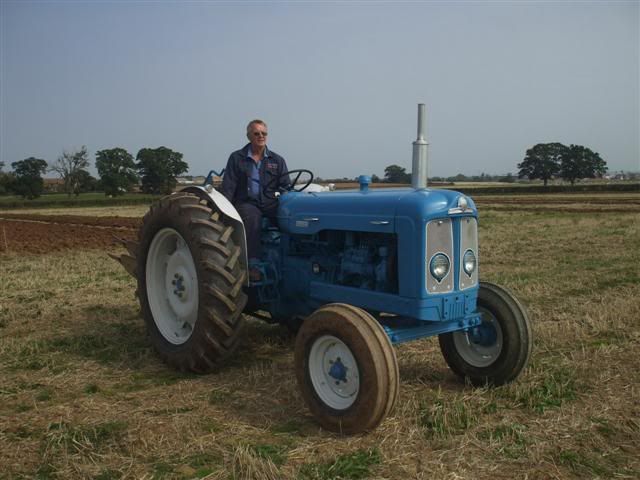 Rhodeploughingmatch199200939Small.jpg