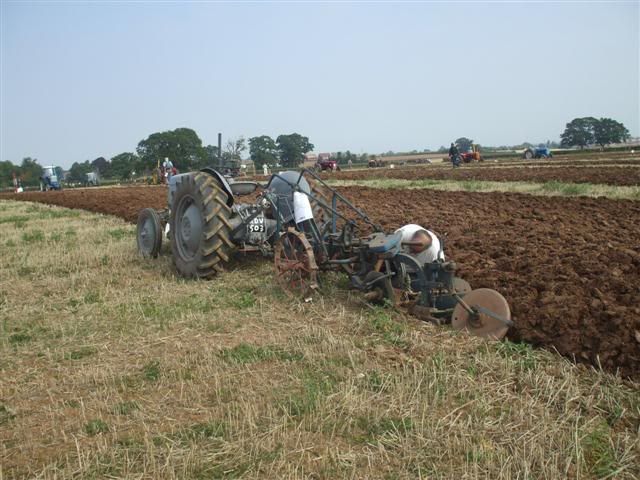 Rhodeploughingmatch199200947Small.jpg