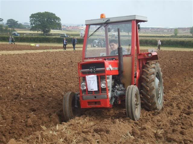 Rhodeploughingmatch199200964Small.jpg