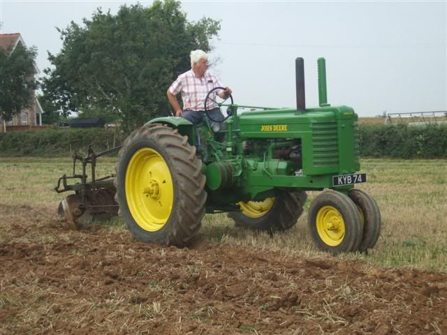 Rhodeploughingmatch199200967Small.jpg