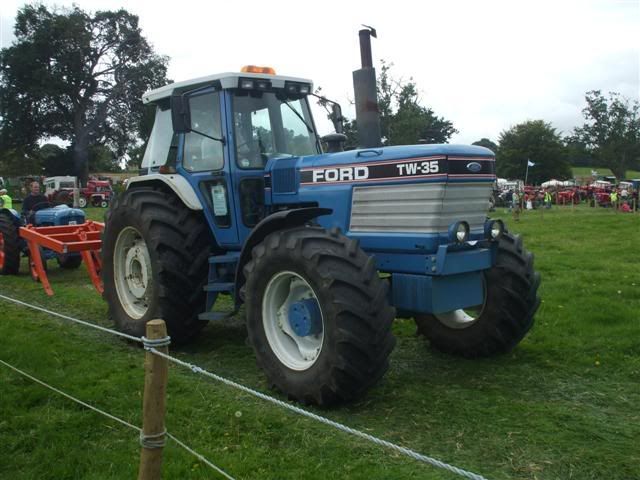 yesterdaysfarming2223-8-0951Small.jpg