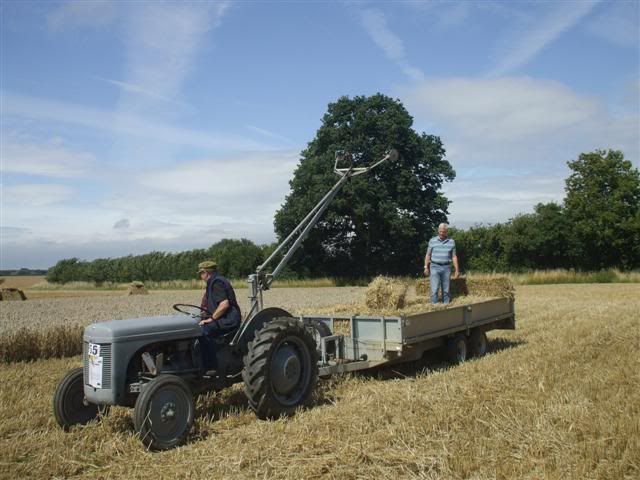 yesterdaysfarming23-8-0910Small.jpg