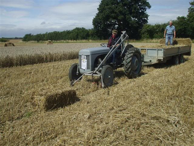 yesterdaysfarming23-8-097Small.jpg