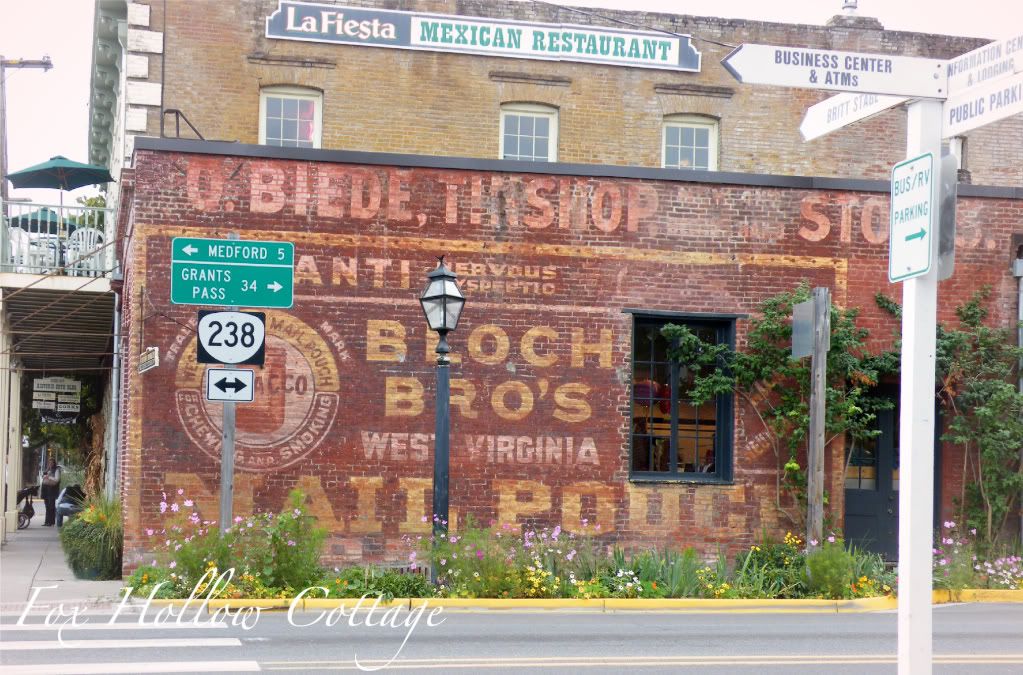 Jacksonville Oregon Brick Building Summer Flowers