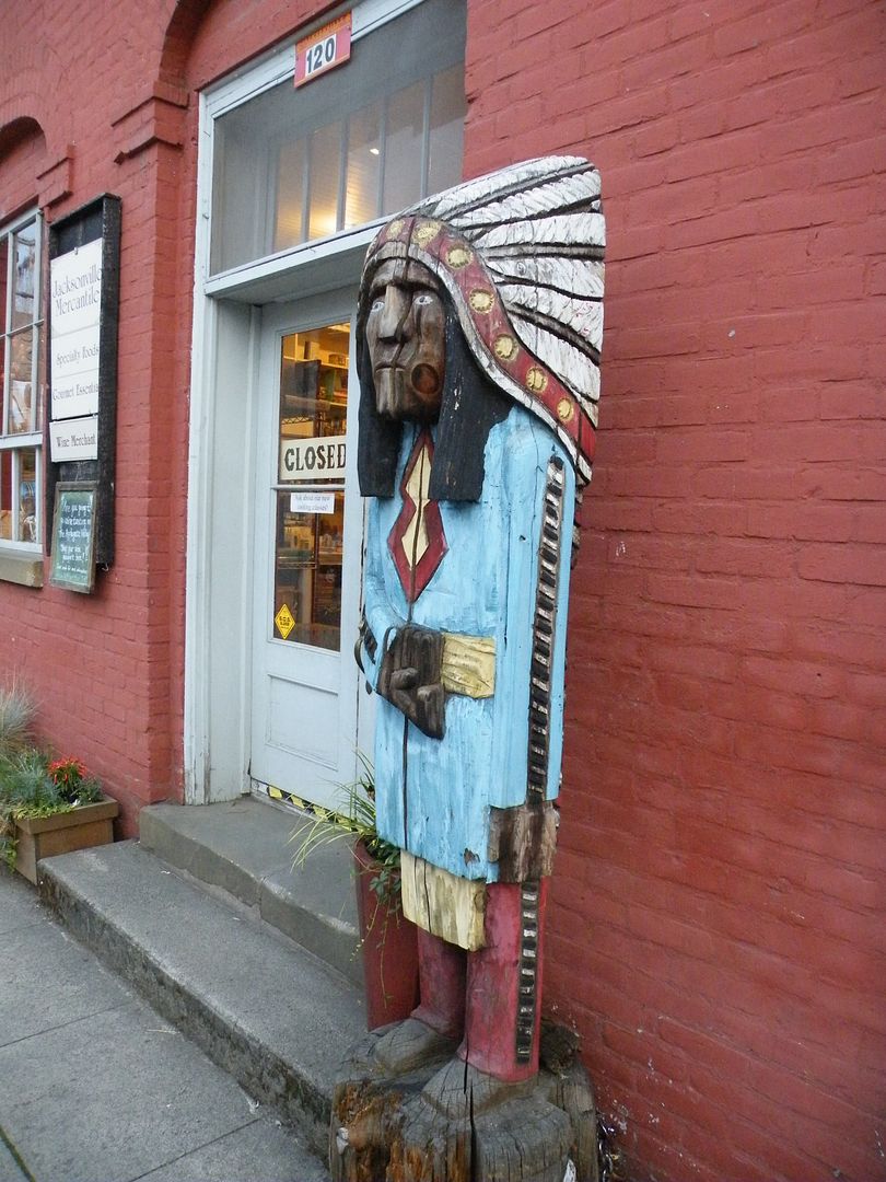 Jacksonville Oregon - Historic Small Town, B&B Mini Break Vacation Vintage Wood Cigar Store Indian Jacksonville Oregon