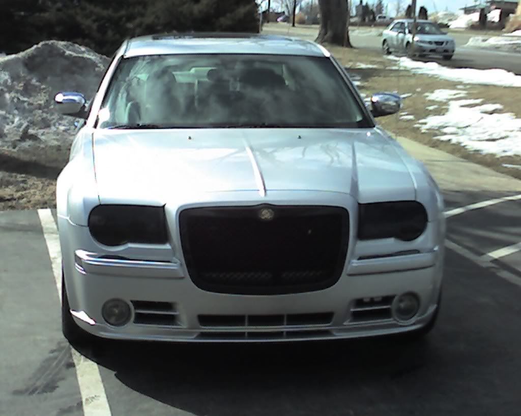 Silver chrysler 300 with black grill #5
