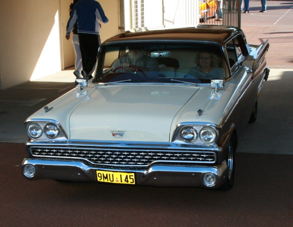 http://i237.photobucket.com/albums/ff192/kombijon/IMG_3402.jpg
