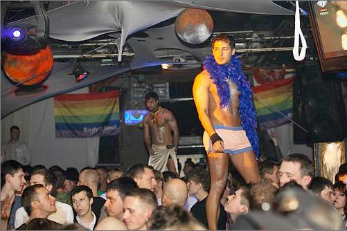 72 Сообщений. . Православные активисты требуют закрыть гей-клубы в.