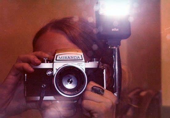 1977-camera2-a-1.jpg