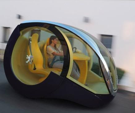 weird car design Peugeot Moovie