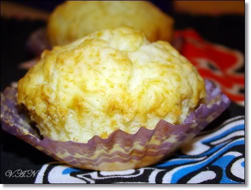 CoconutCupcake4.jpg picture by nguyetva