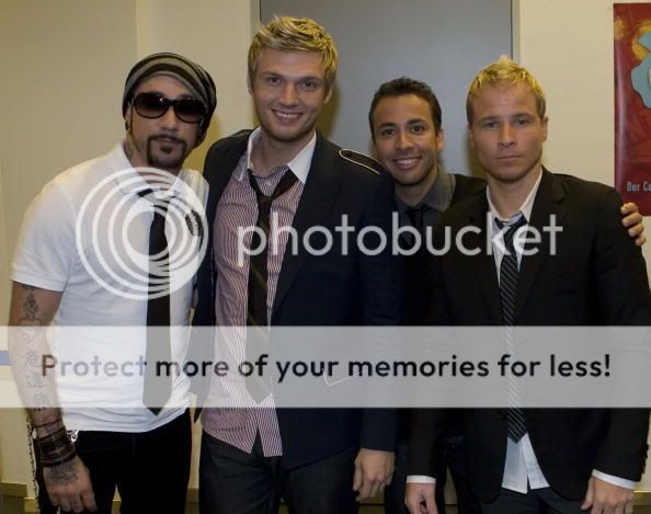 http://i237.photobucket.com/albums/ff161/forobsbforeverchile/BSB%20MTV%20TRL%20GERMANY/77256769.jpg?t=1192086730