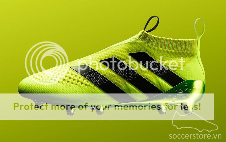 Giày đá bóng Adidas Ae