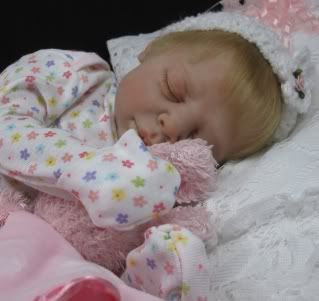 Eva Hellands Kaya ~ Sweet, serene, sleeping reborn baby girl. Minor 