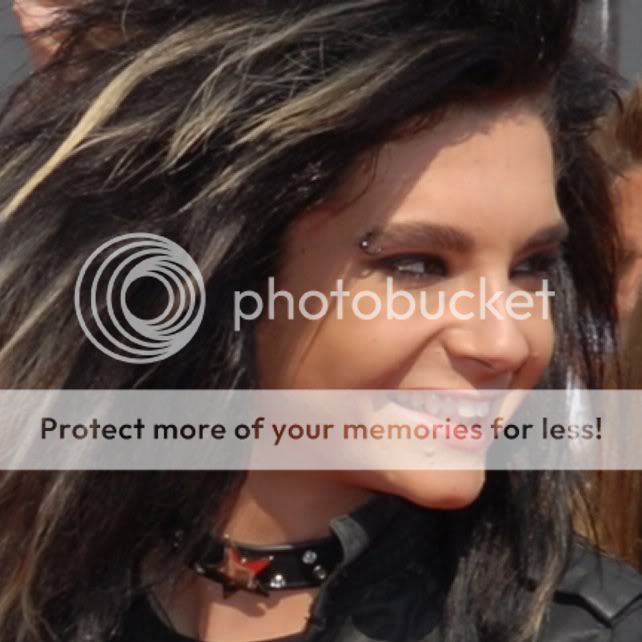 http://i237.photobucket.com/albums/ff75/MonisekKaulitz3/j2.jpg